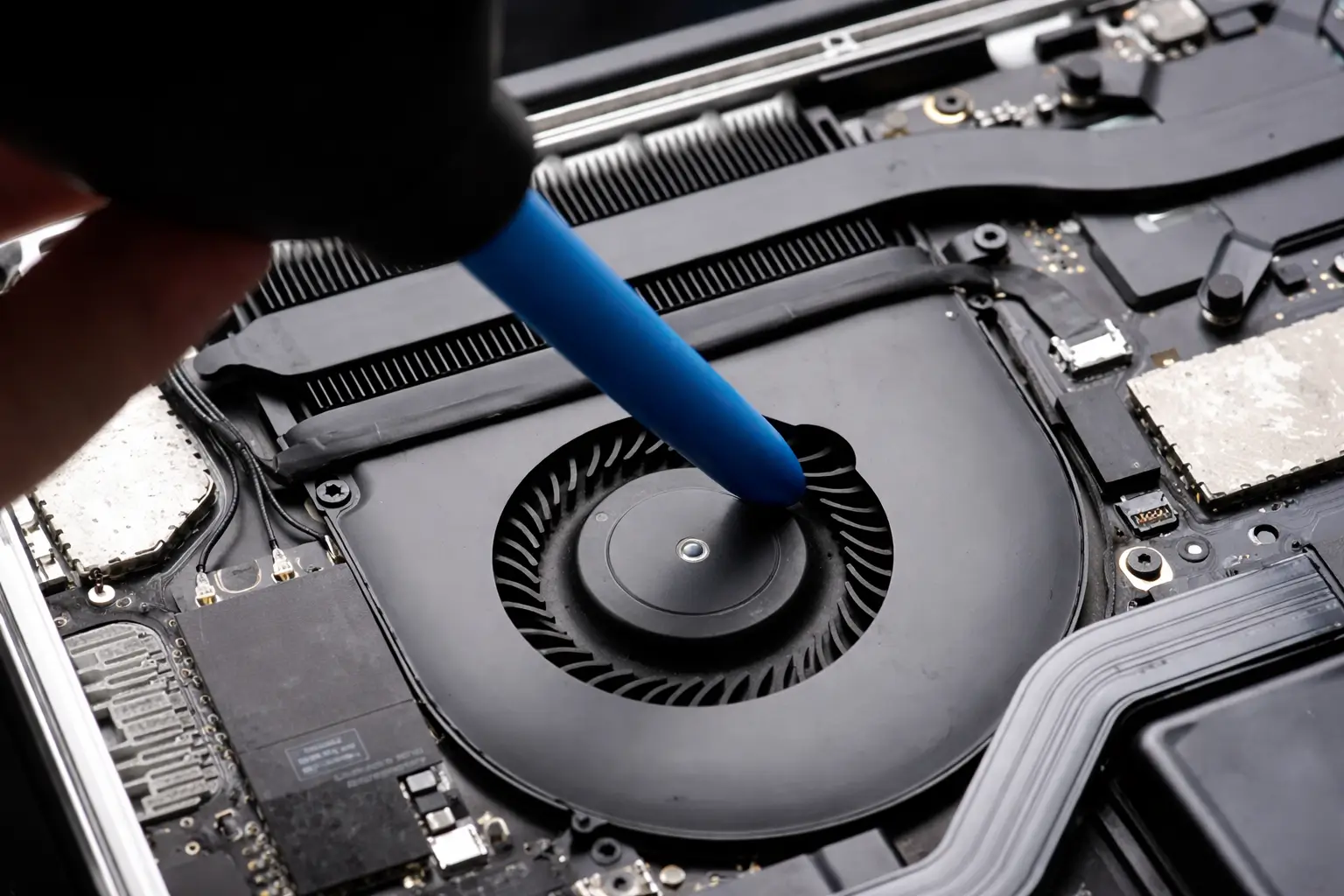 Computer Monitor Repair Service | ARS®